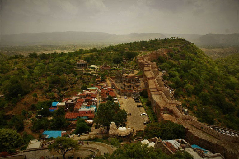 The second longest wall in the world at Kumbhalgarh Fort, Rajasthan