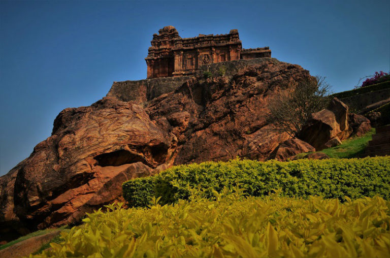 Badami Caves, a guide to the historic caves Karnataka