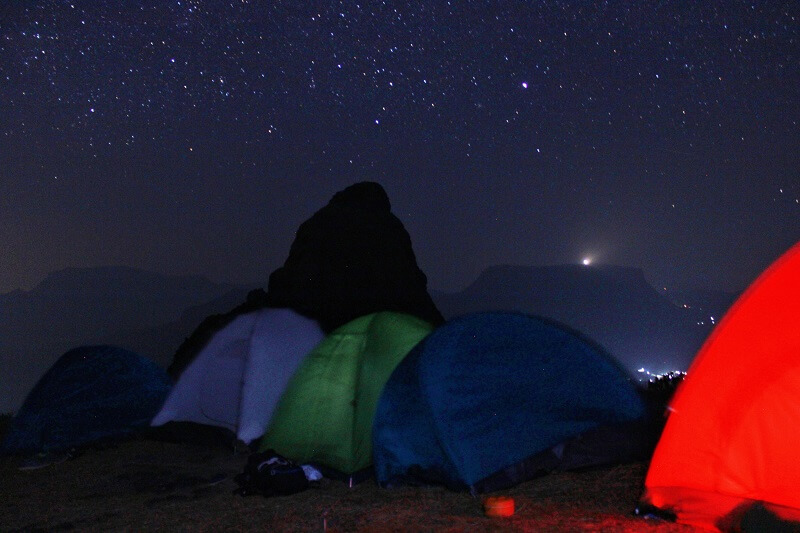 Camping under stars at Rai-Ling Plateau