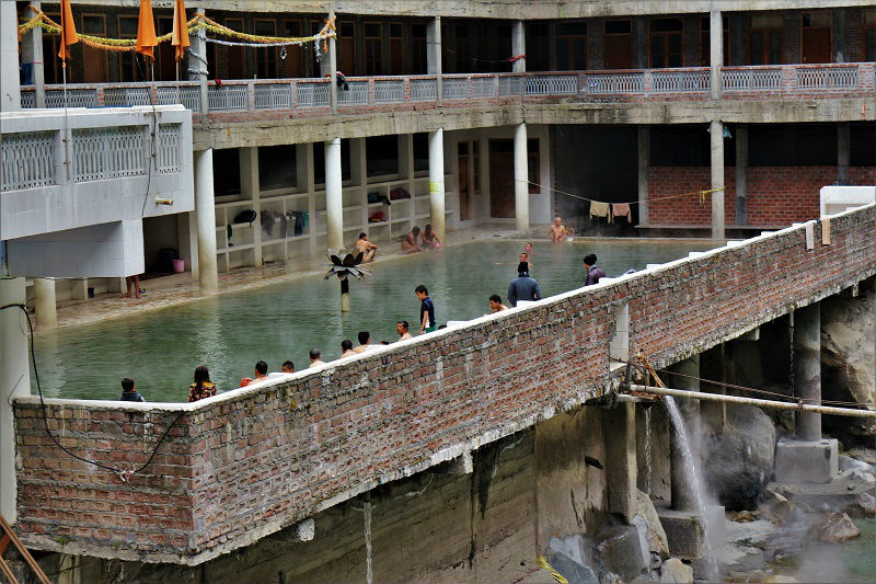 Hot spring pool in Manikaran near kasol