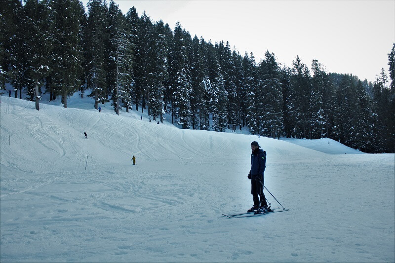 Skiing at Narkanda in Winters