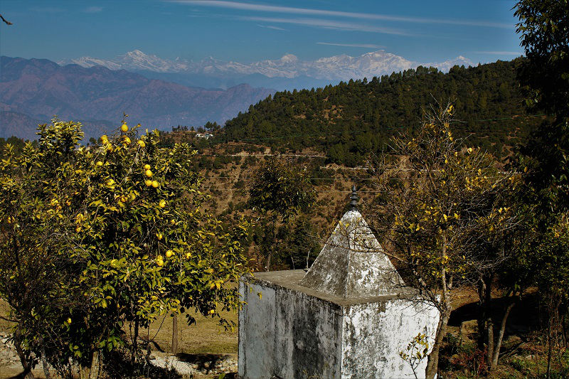 breathtaking Himalayas as seen from Khirsu Uttrakhand